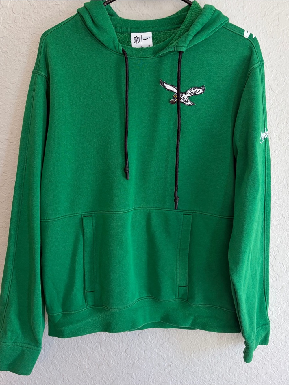 Nike Philadelphia Eagles Kelly Green Throwback Layered Hoodie - Men’s Small NFL